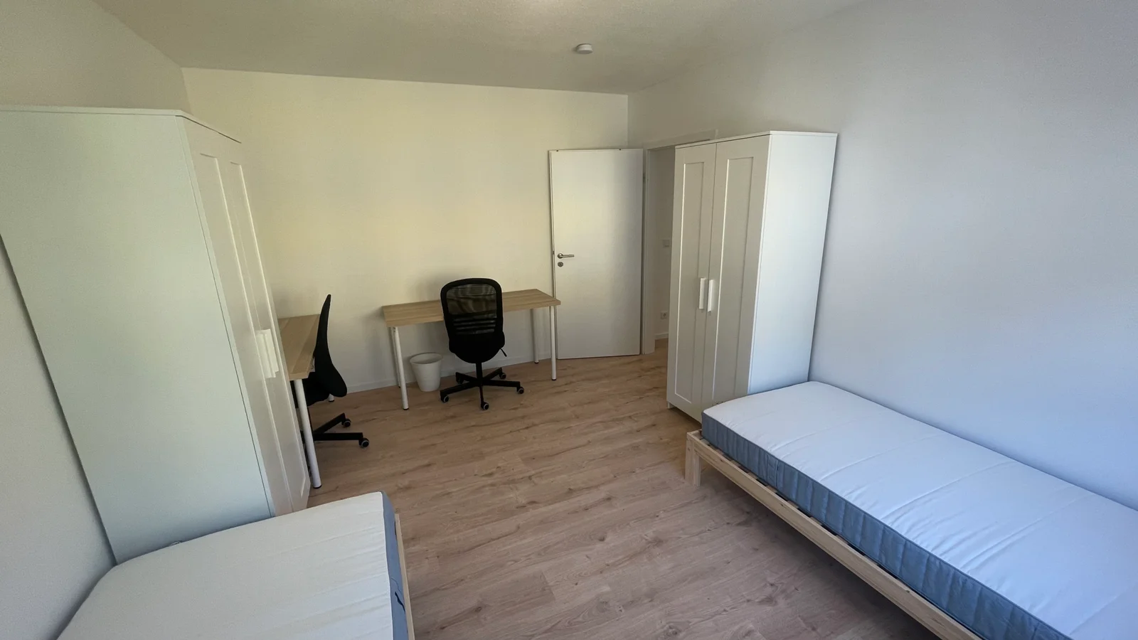 Möbliertes Doppelzimmer in Nürnberg mit guter Verkehrsanbindung - Bild 4