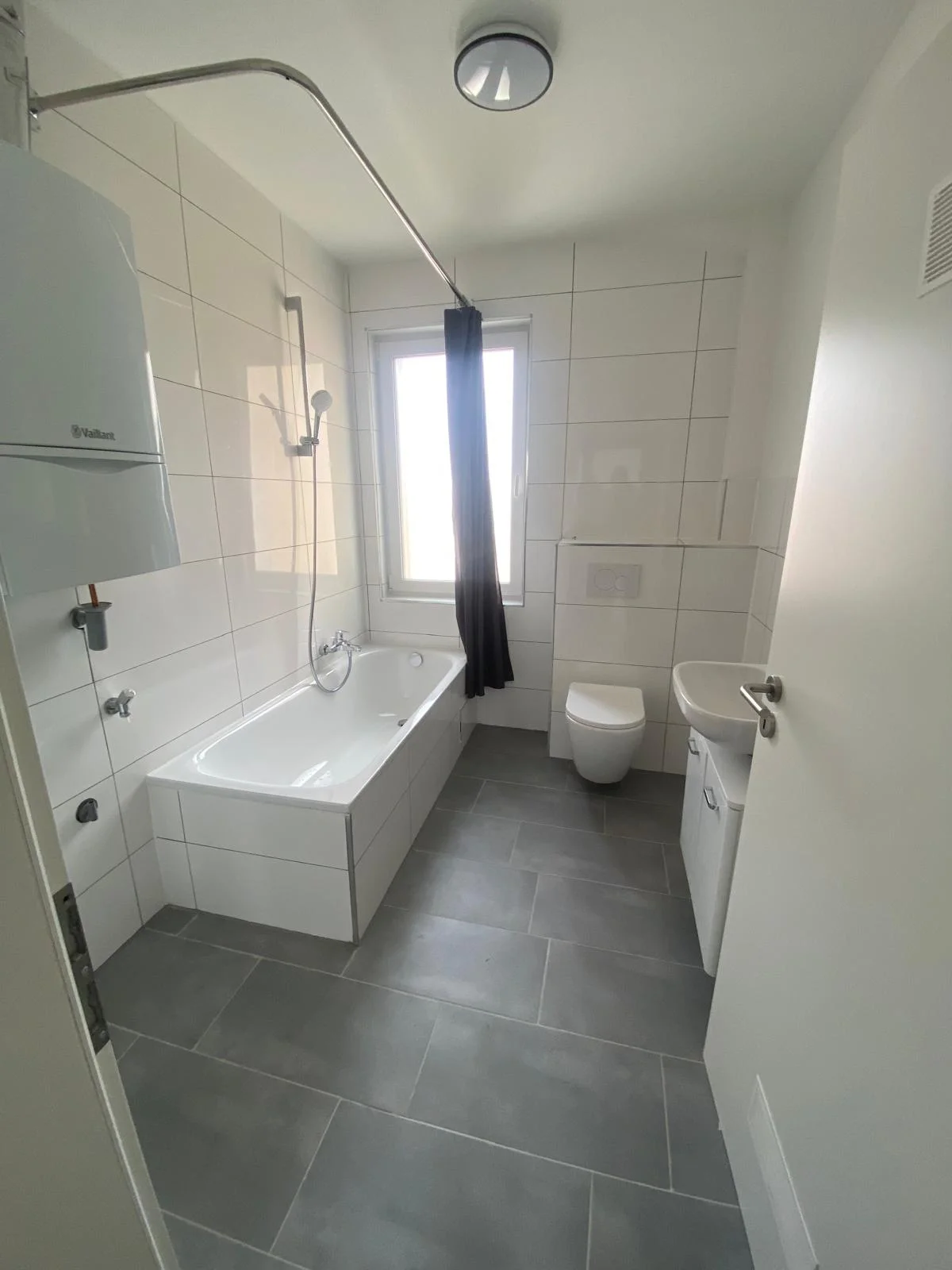 Modernes WG-Zimmer im angesagten Szene- & Kunstviertel  - Bild 3