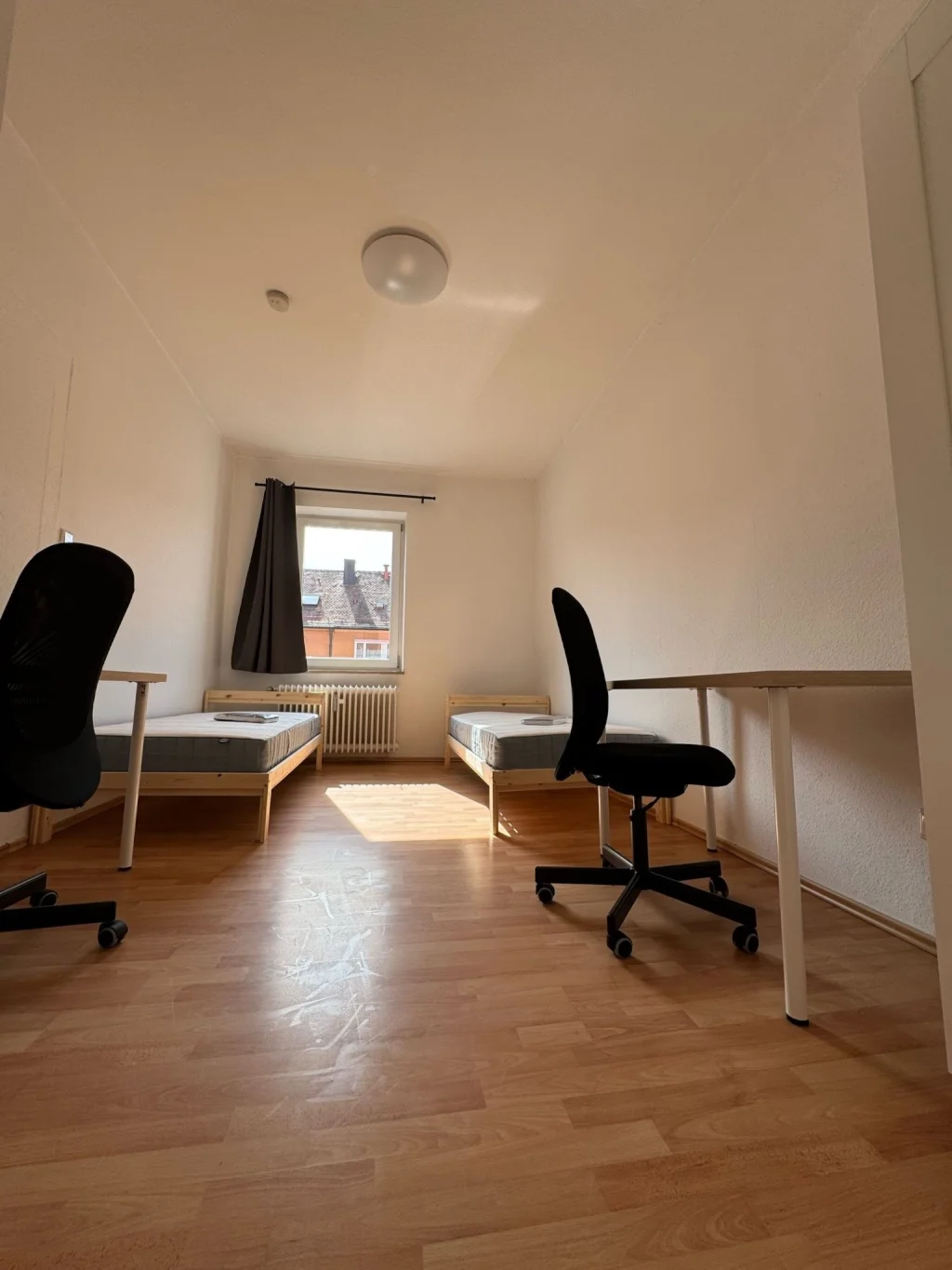 WG-Zimmer mit direkter Tram-Anbindung in Nürnberg