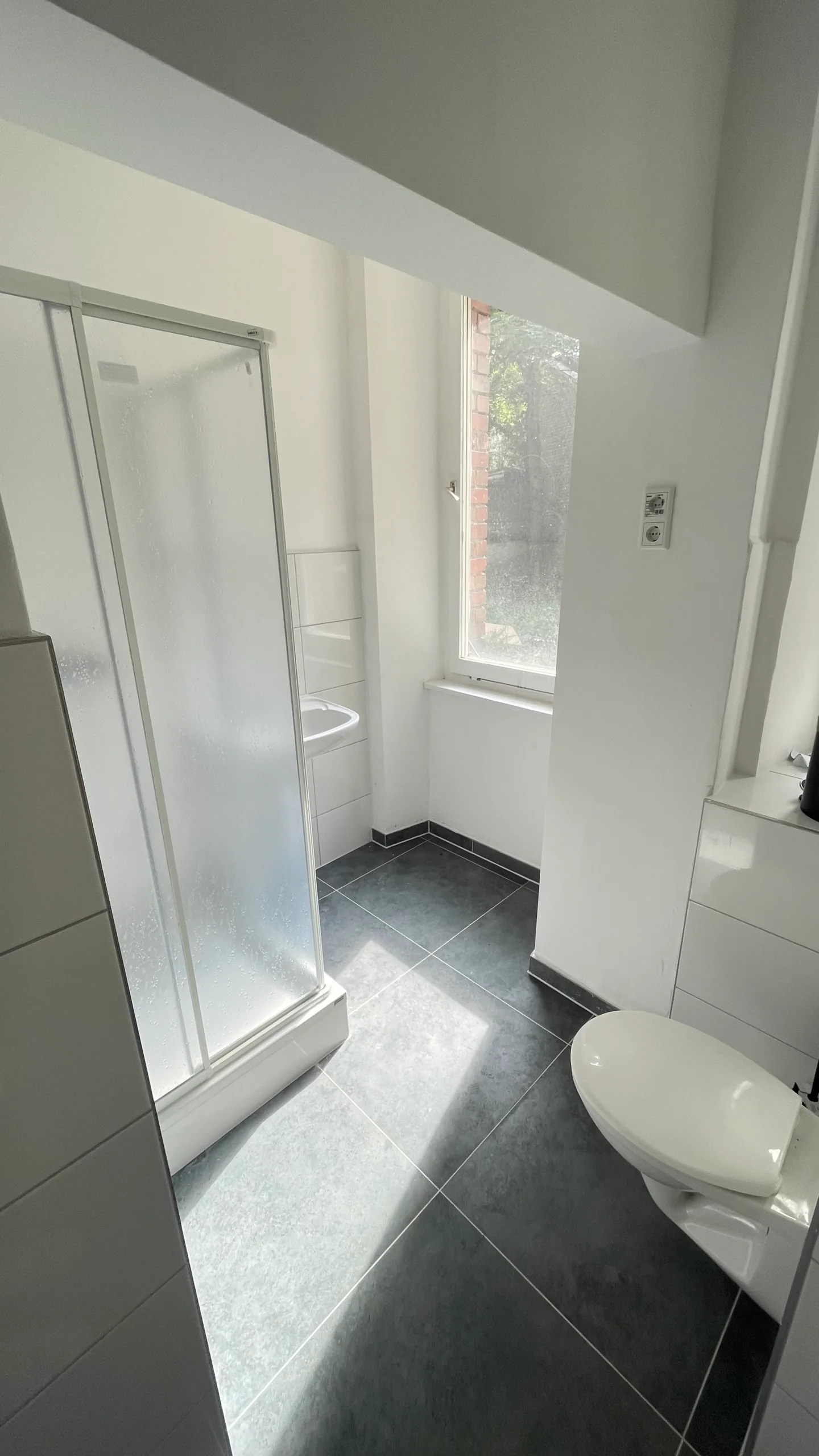 Frisch renovierte WG mit 2 Bädern – All-Inclusive & gute Anbindung - Bild 6